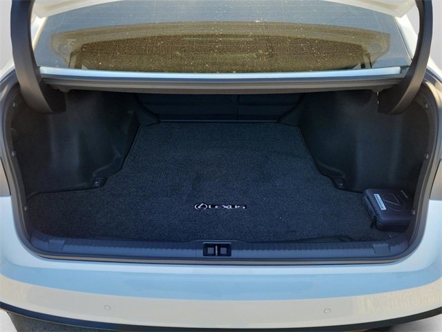 Used 2025 Lexus IS 350 F Sport image 6