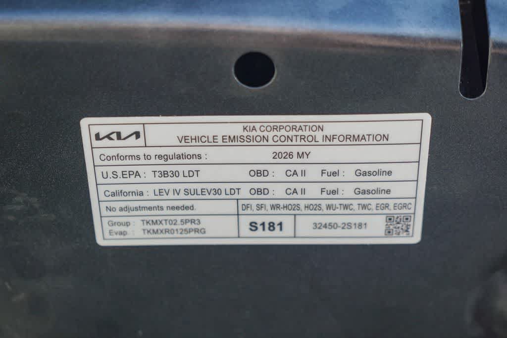 Certified 2026 Kia Sportage EX w/ EX Panorama Roof Package FWD image 28