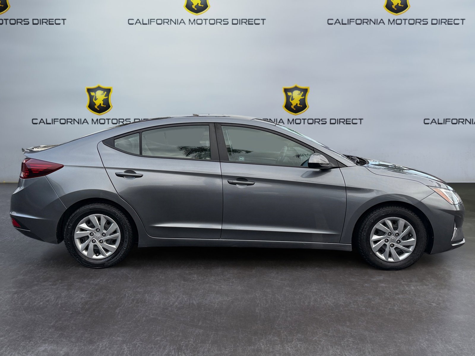 Used 2019 Hyundai Elantra SE image 6