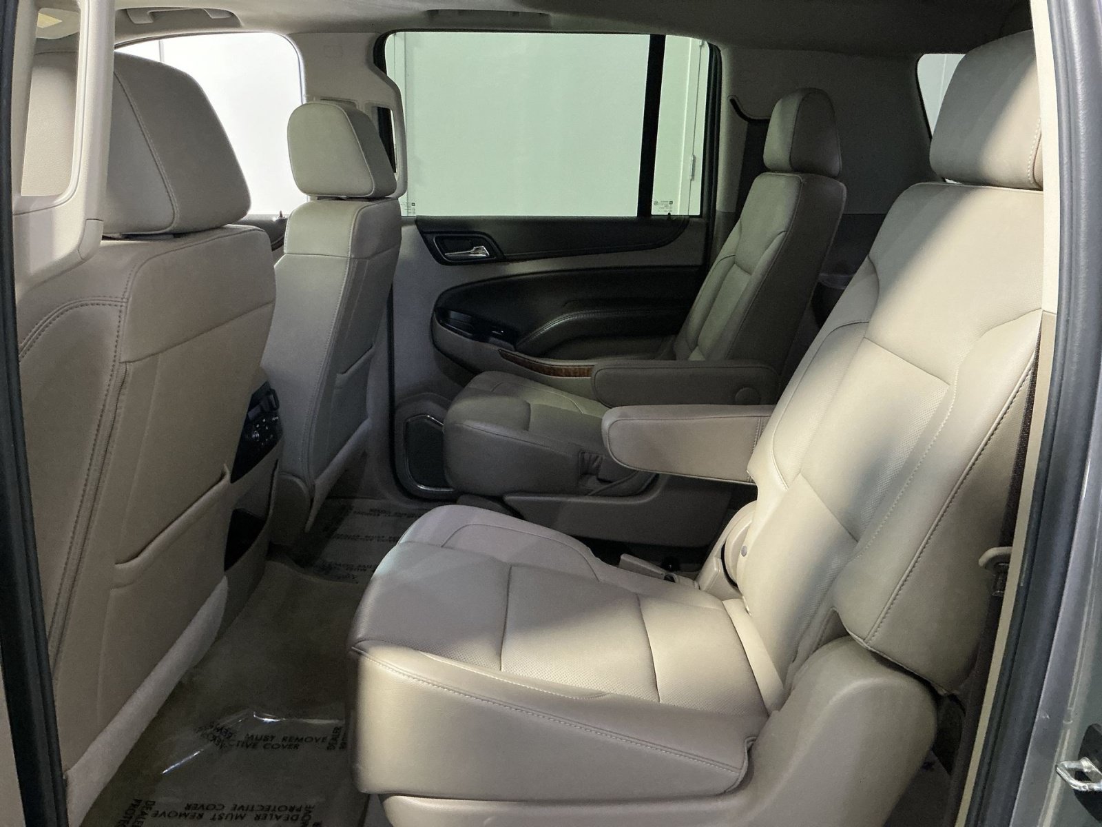 Used 2017 Chevrolet Suburban Premier AWD/4WD image 24