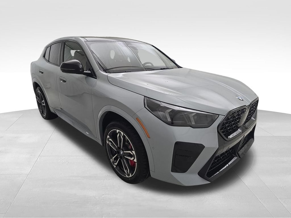 New 2026 BMW X2 xDrive28i w/ Technology Package AWD/4WD image 2