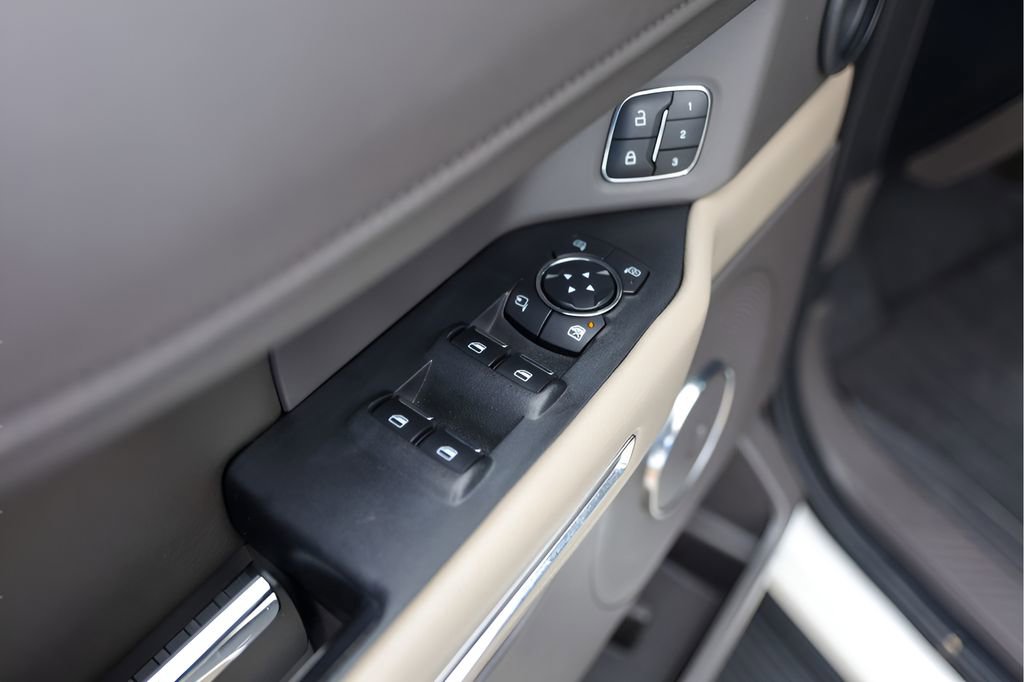 Used 2021 Ford Expedition XLT RWD image 24