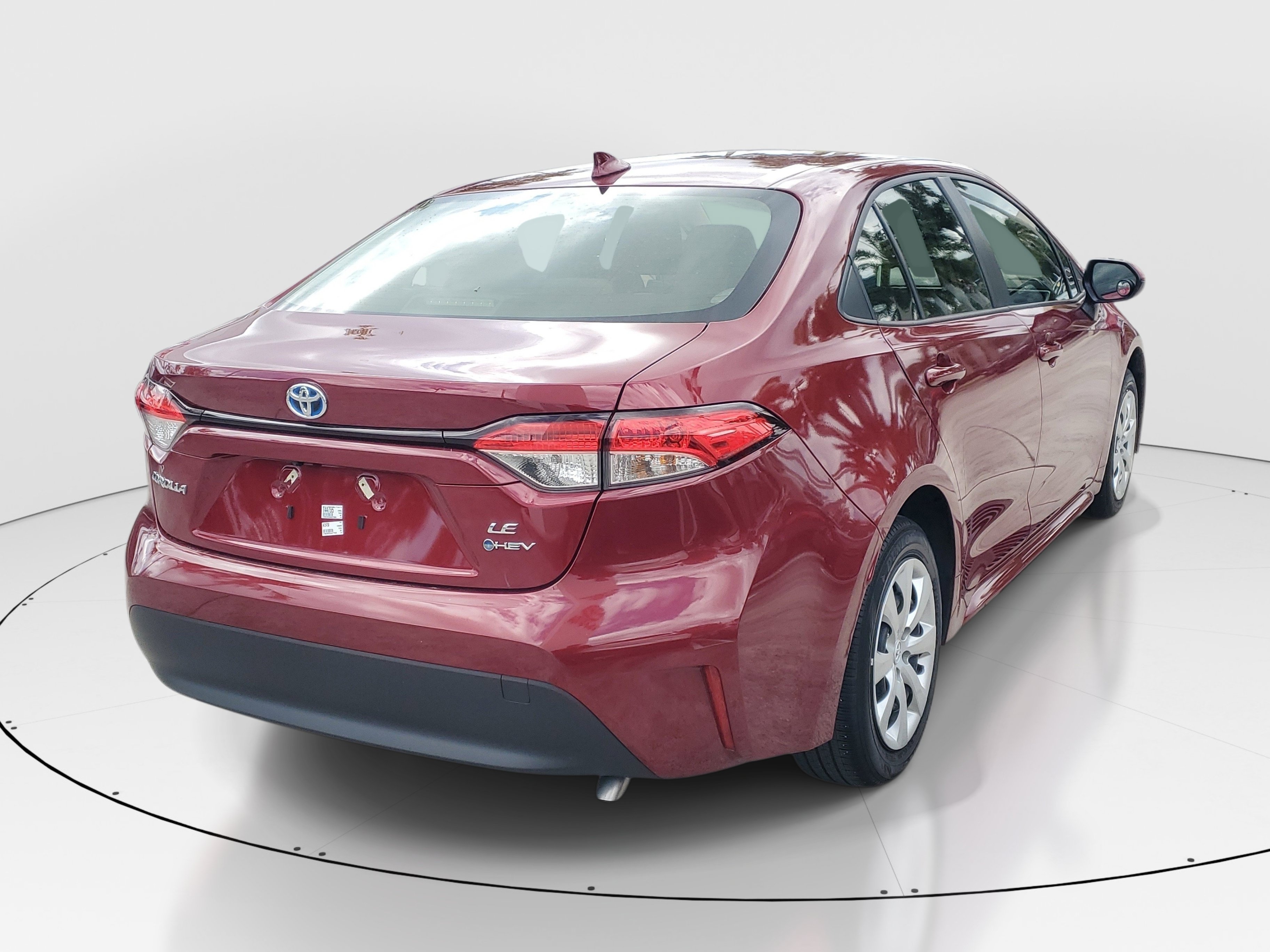 Certified 2025 Toyota Corolla LE FWD image 3