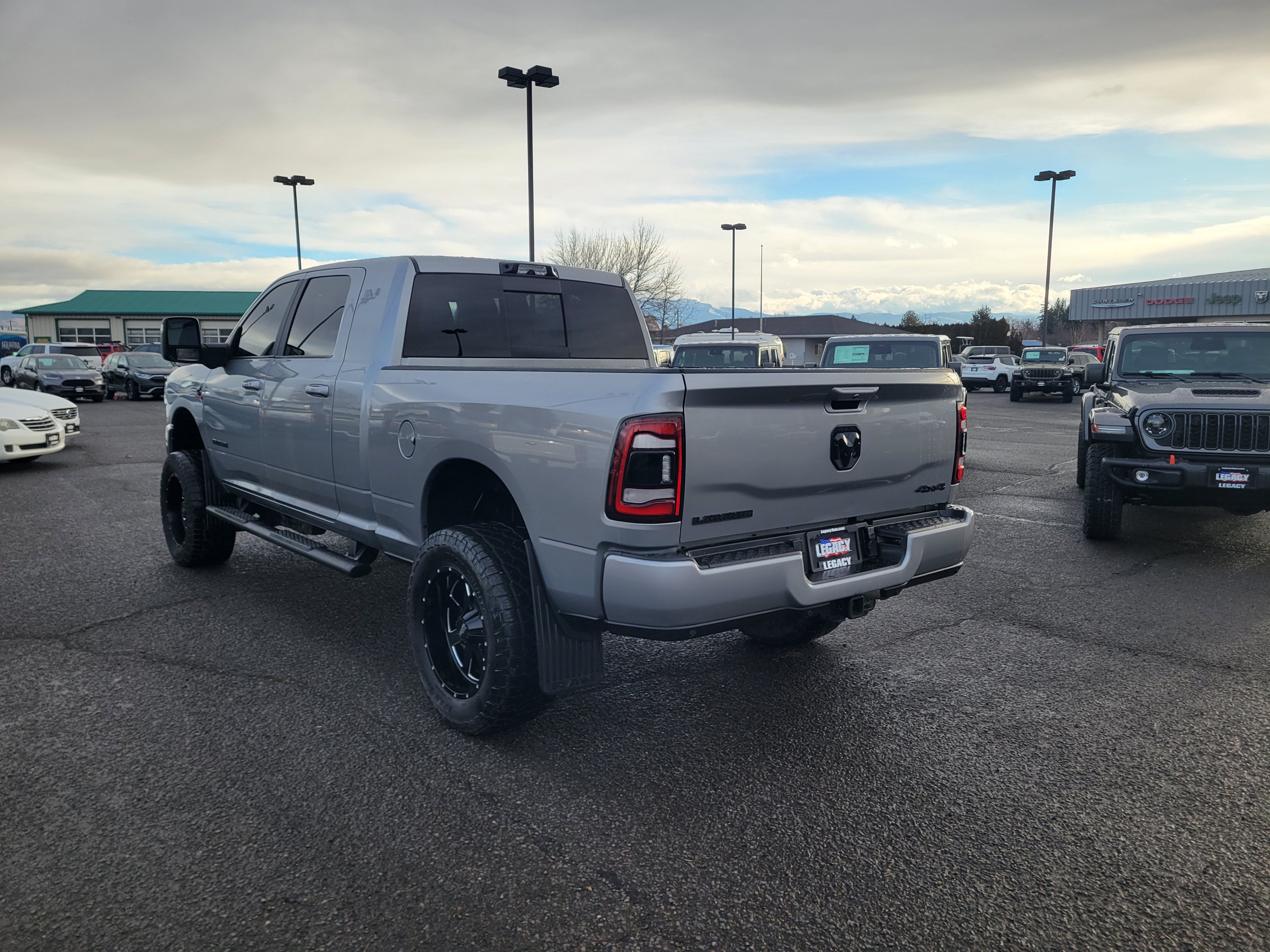 Used 2024 RAM 3500 Laramie w/ Night Edition AWD/4WD image 11