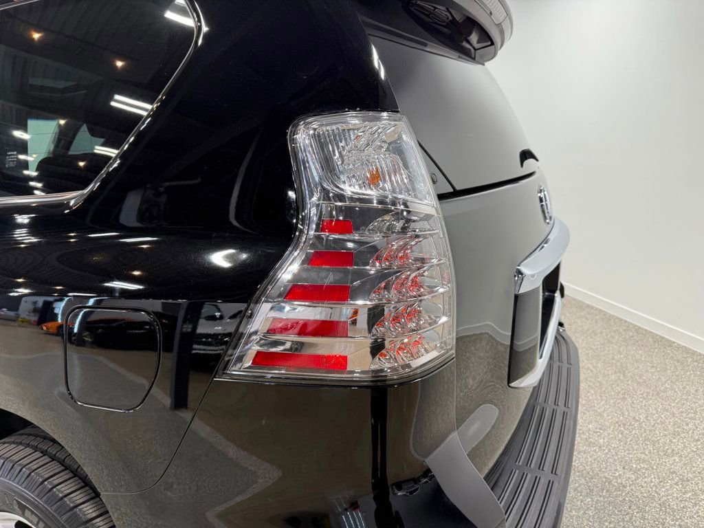 Used 2016 Lexus GX 460 w/ Navigation Package image 18