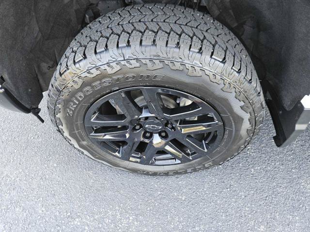 Used 2024 Chevrolet Silverado 1500 W/T w/ Trailering Package AWD/4WD image 14