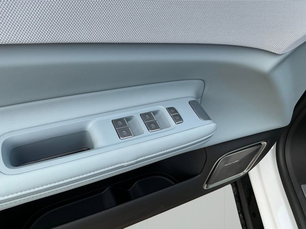 New 2026 Polestar Polestar 4 AWD/4WD image 14