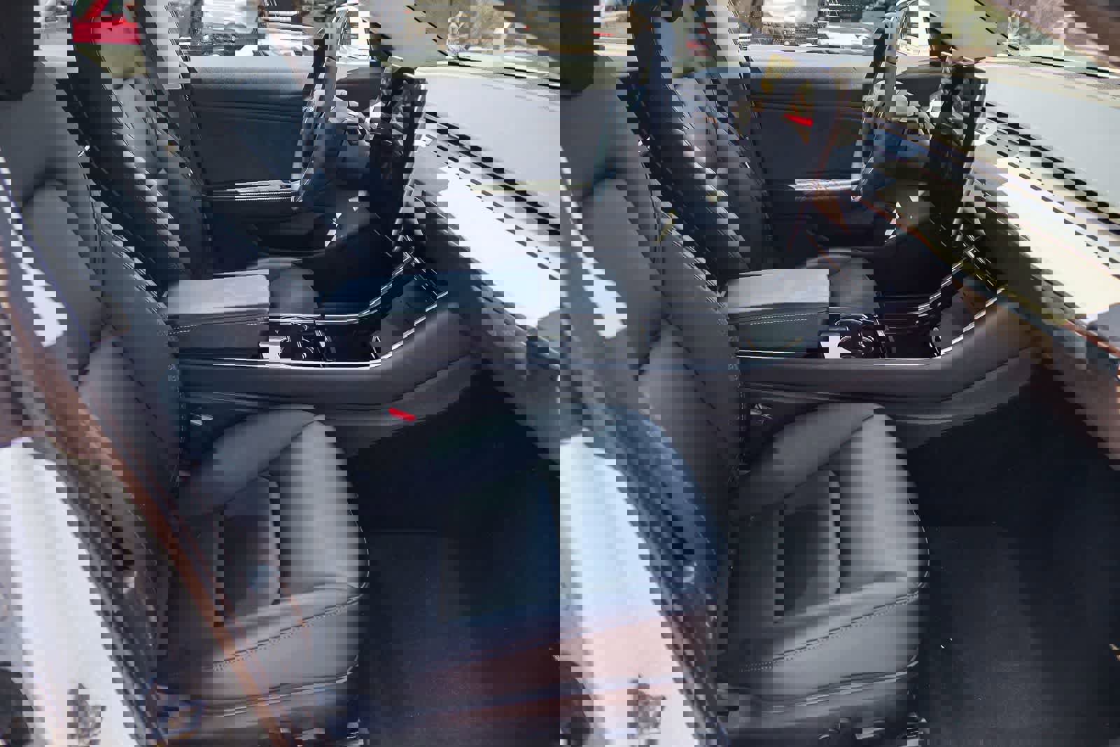 Used 2020 Tesla Model 3 Standard Range Plus RWD image 17