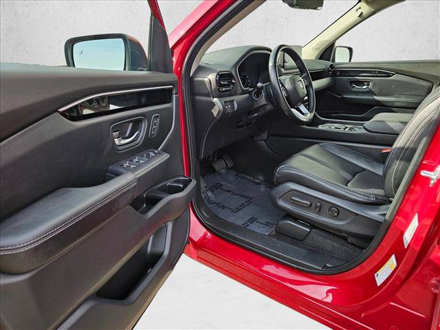 Used 2023 Honda Pilot Touring image 21