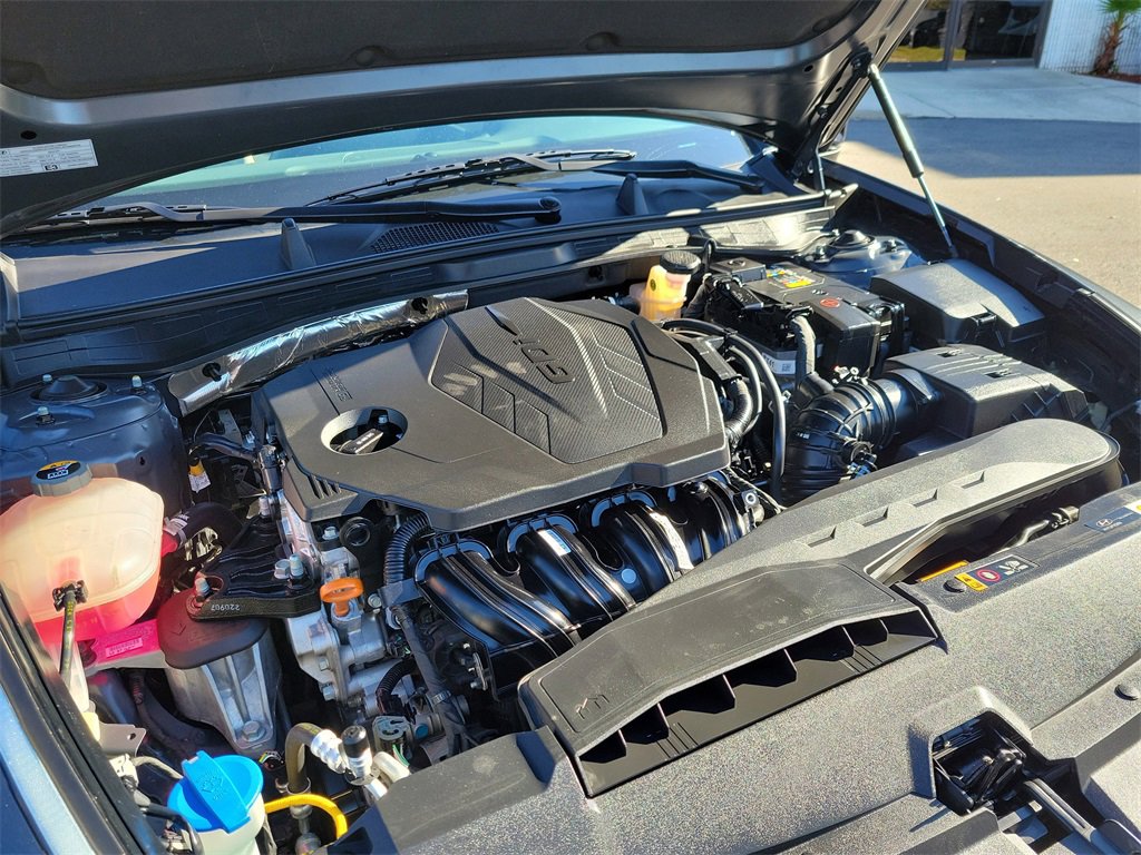 Used 2023 Hyundai Sonata SEL w/ Cargo Package image 9