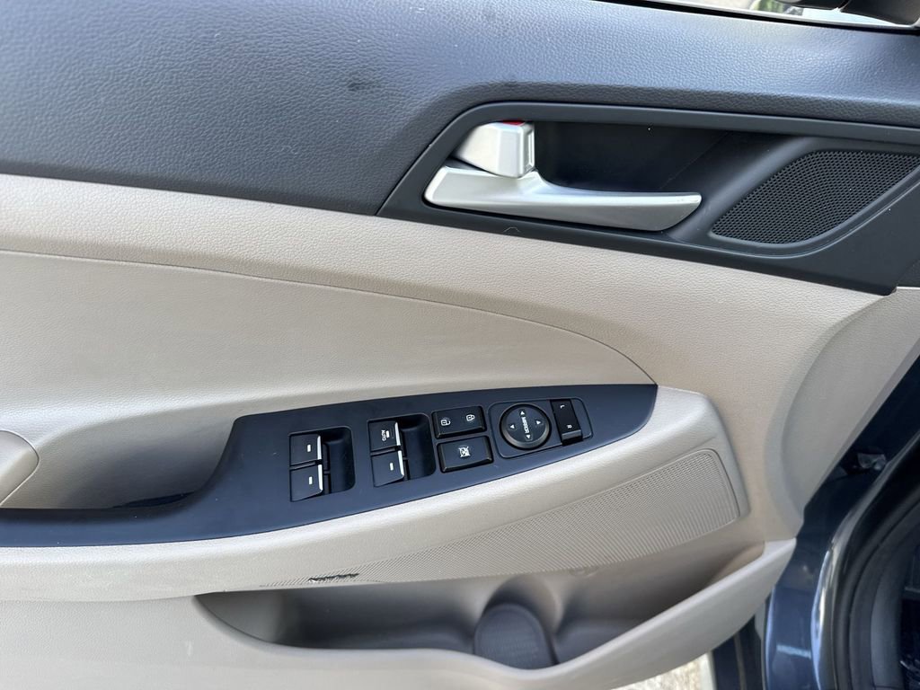 Used 2019 Hyundai Tucson Ultimate w/ Cargo Package image 41