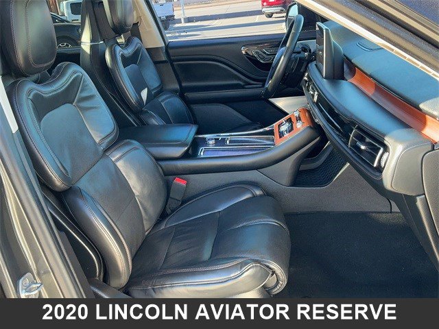 Used 2020 Lincoln Aviator Reserve w/ Equipment Group 201A image 22