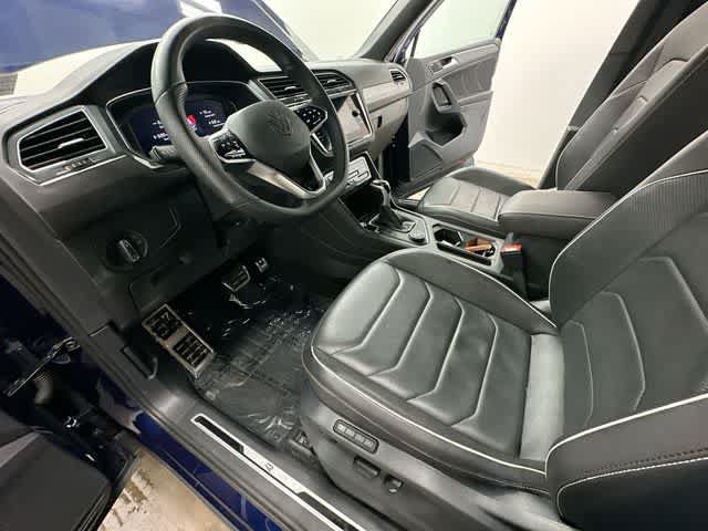 Used 2024 Volkswagen Tiguan SEL R-Line AWD/4WD image 17