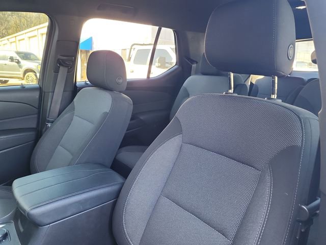 Used 2023 Chevrolet Traverse LT image 13