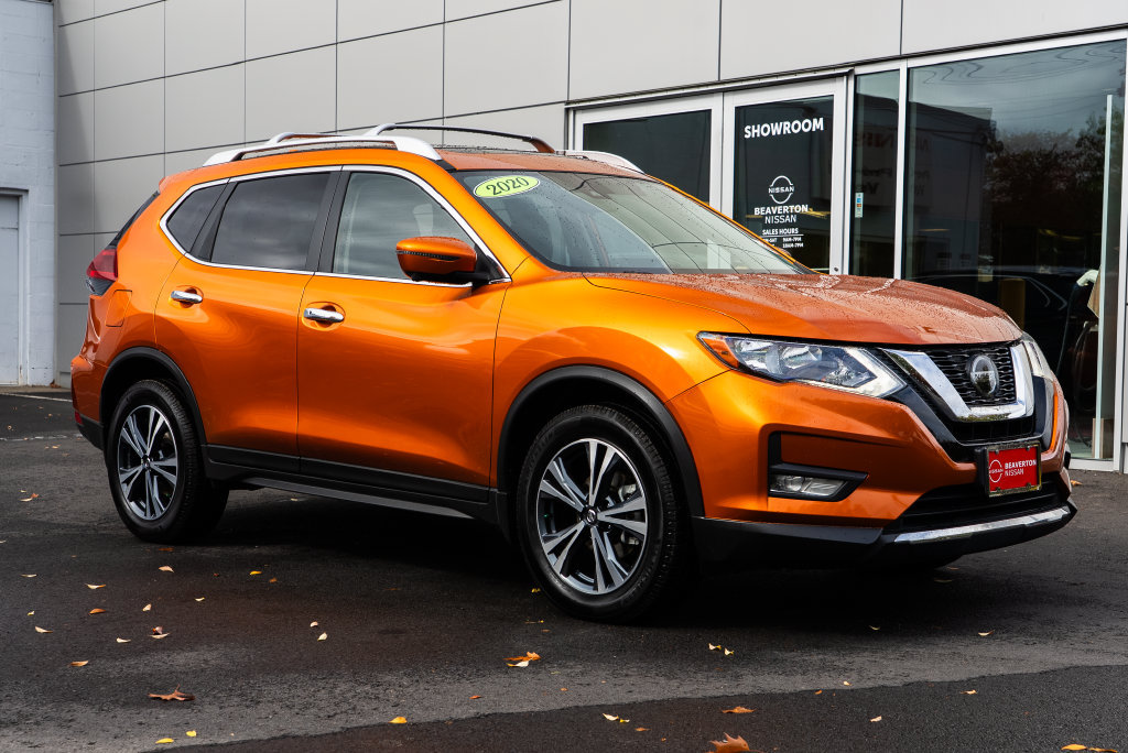 Used 2020 Nissan Rogue SV w/ Sun & Sound Touring Package