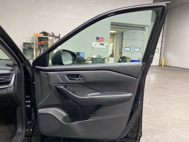 Certified 2024 Nissan Rogue S AWD/4WD image 28