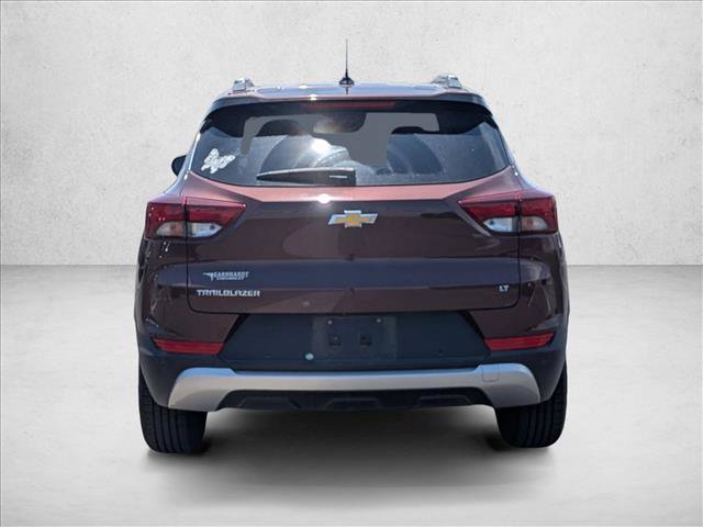 Used 2022 Chevrolet TrailBlazer LT w/ Convenience Package FWD image 6