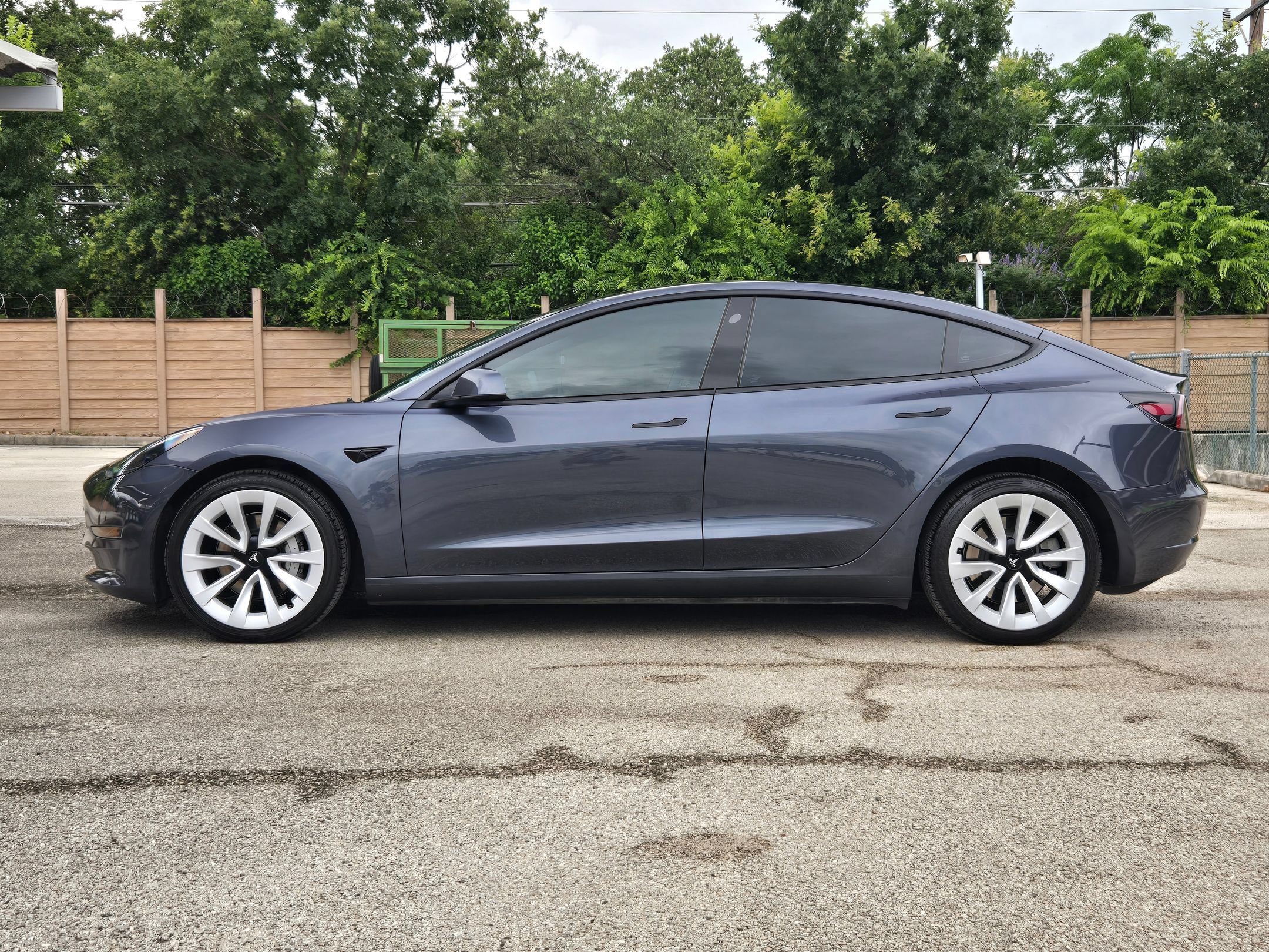 Used 2023 Tesla Model 3 Standard Range RWD image 7