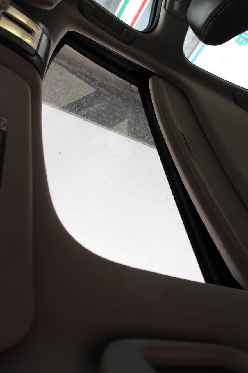 Used 2010 Acura TL SH-AWD image 23