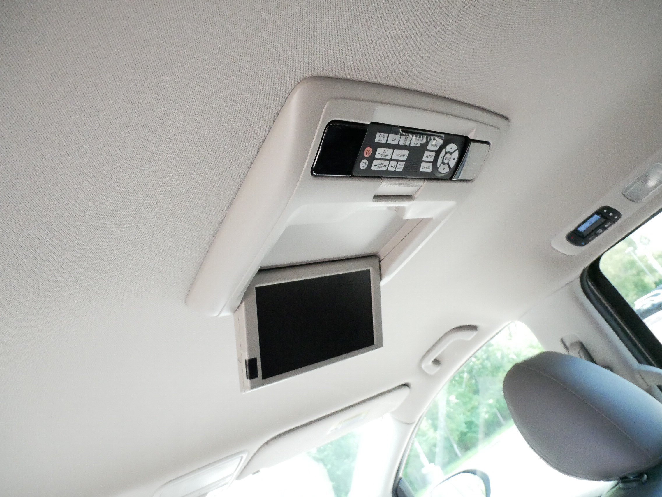 Used 2016 Honda Odyssey SE image 37