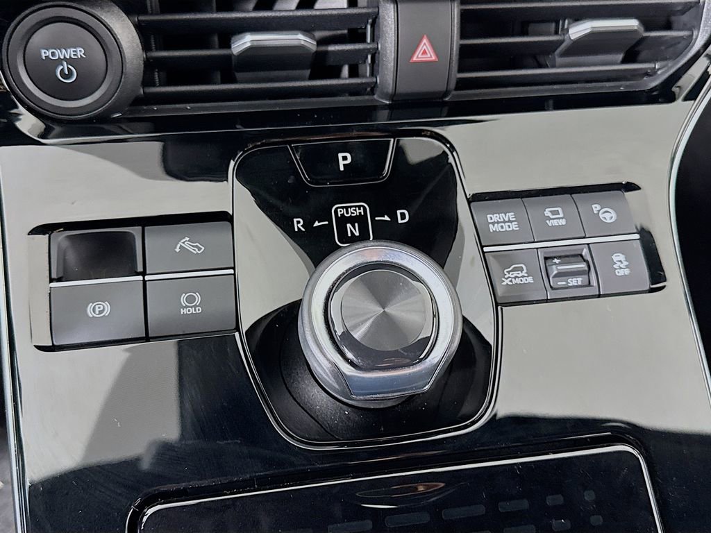 Used 2023 Subaru Solterra AWD image 17