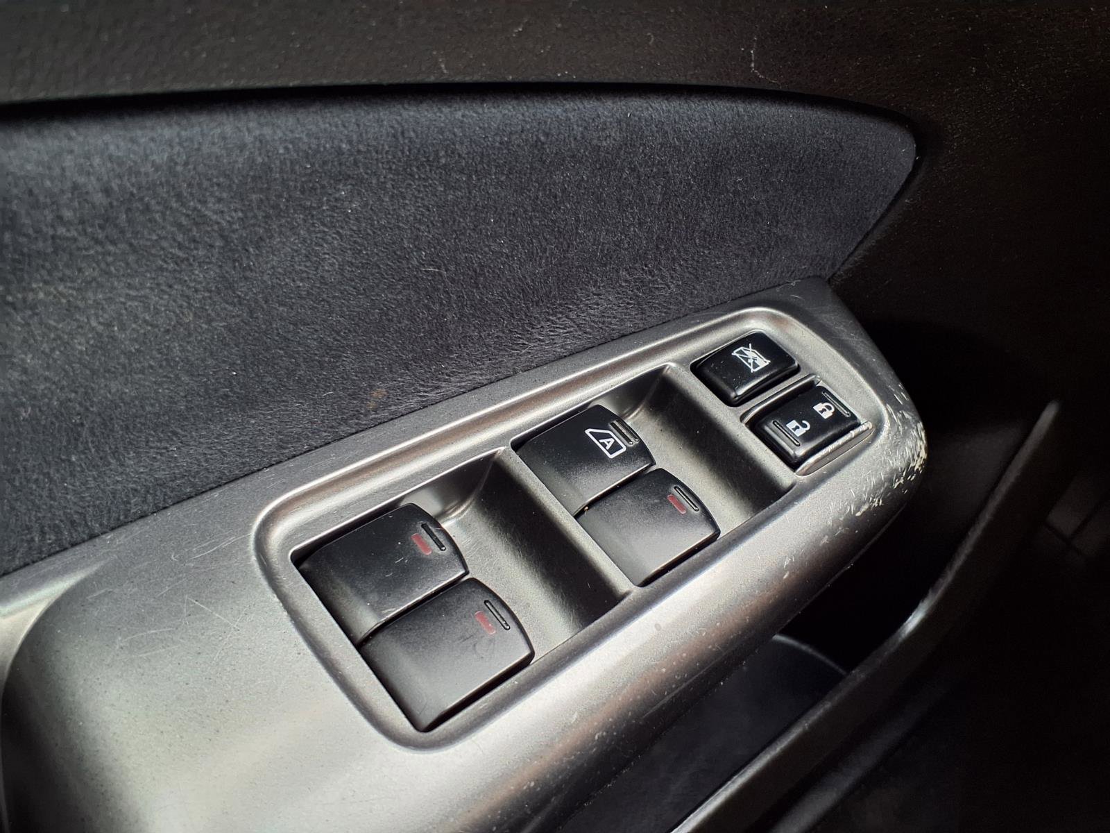 Used 2013 Subaru Forester 2.5X Limited image 11