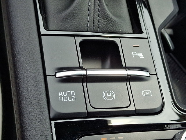 Used 2025 Kia K5 GT-Line w/ GT-Line Premium Package FWD image 31