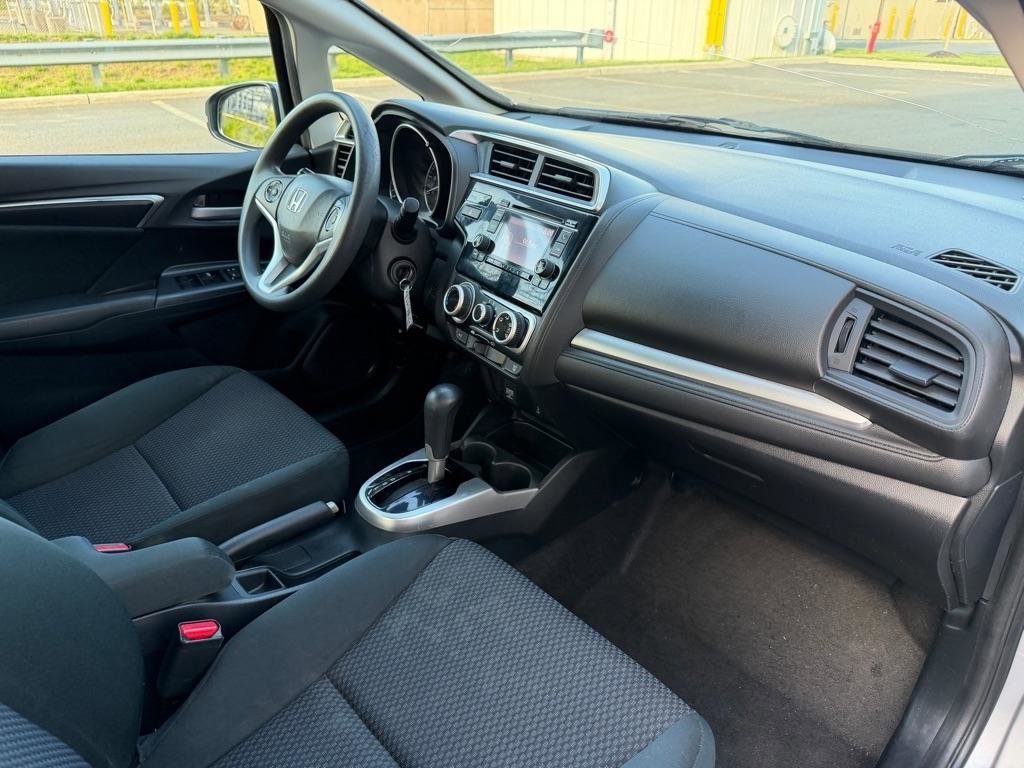 Used 2018 Honda Fit LX image 15