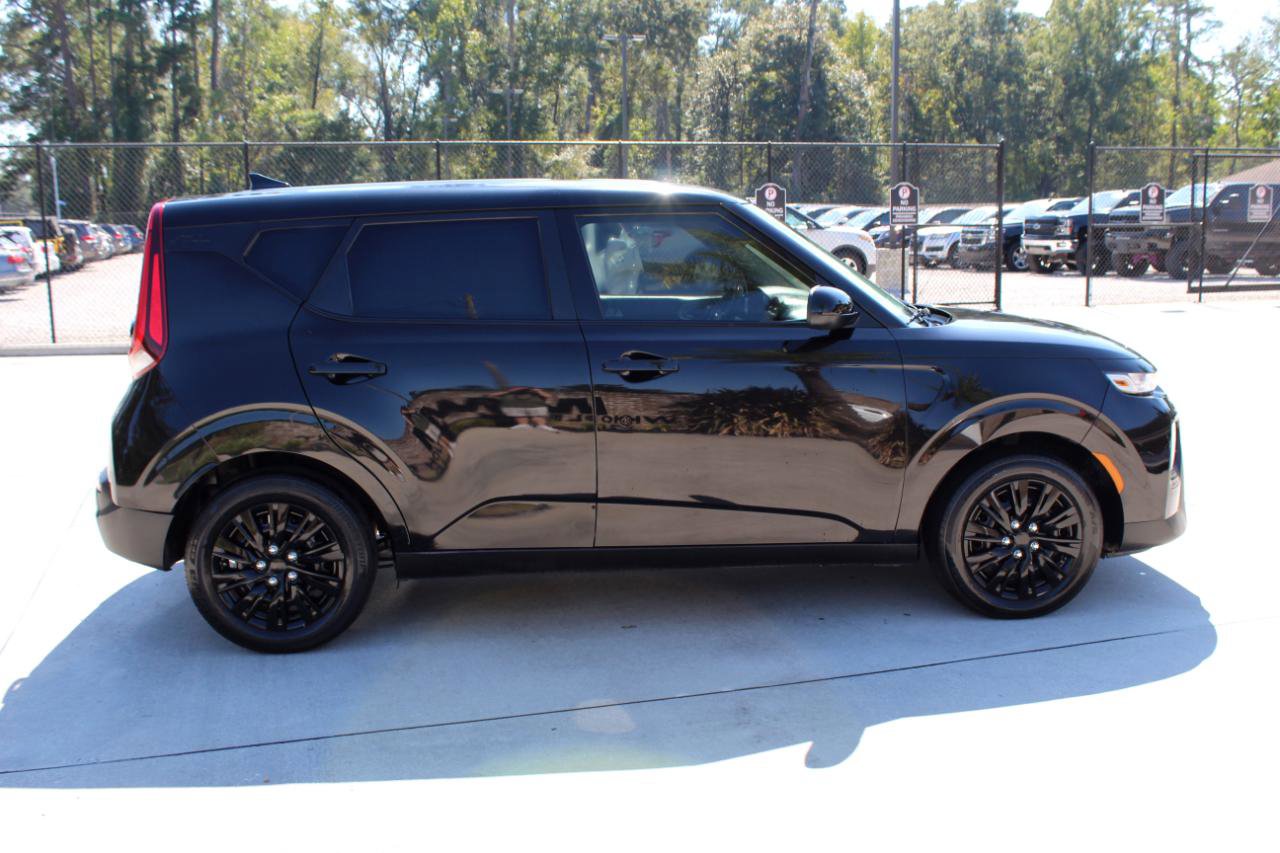 Used 2020 Kia Soul LX image 20