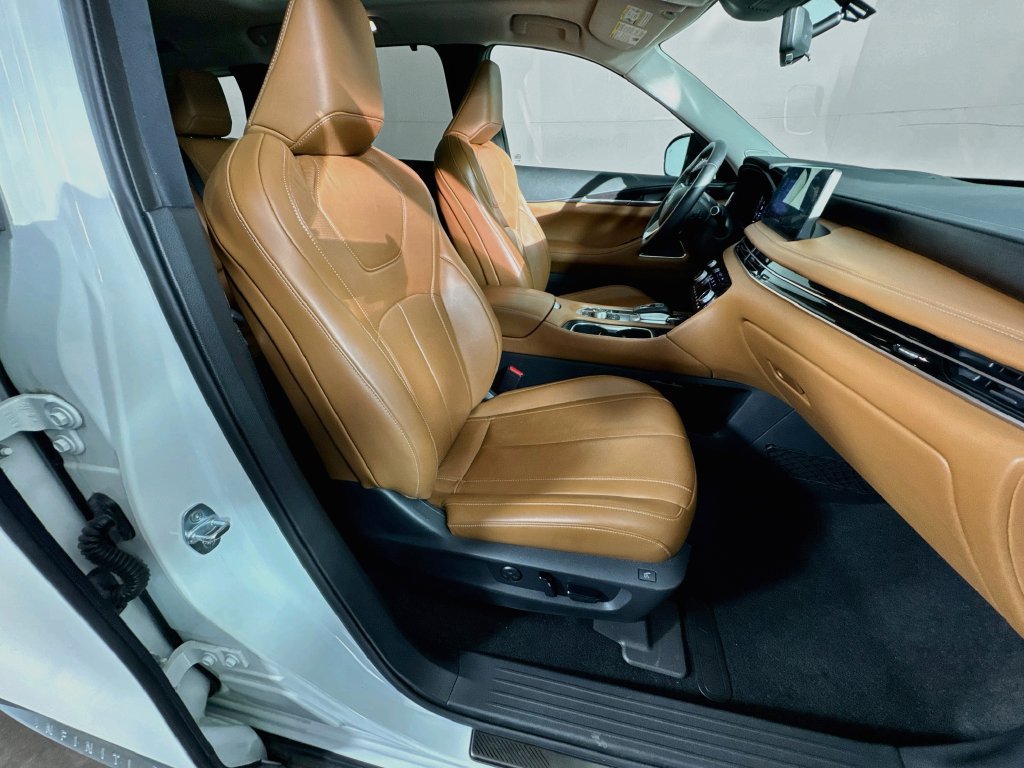 Certified 2023 INFINITI QX60 Sensory w/ Vision Package FWD image 40