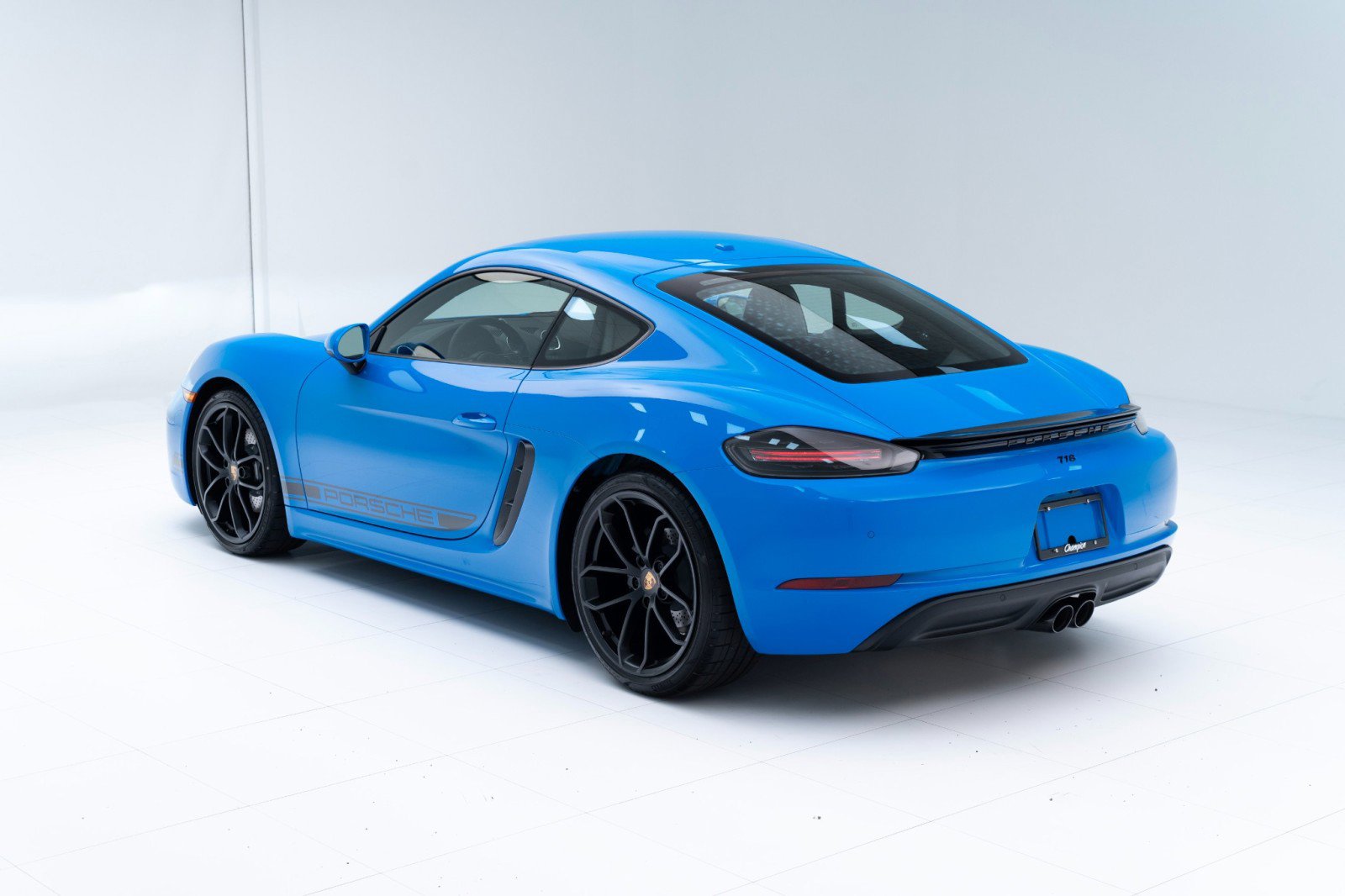 New 2025 Porsche 718 Cayman image 3