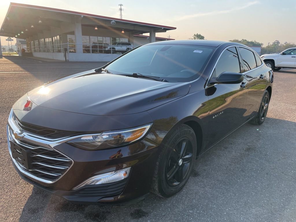 Used 2021 Chevrolet Malibu LS w/ LPO, Convenience Package 1 image 3