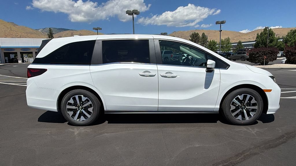 New 2026 Honda Odyssey EX-L image 2