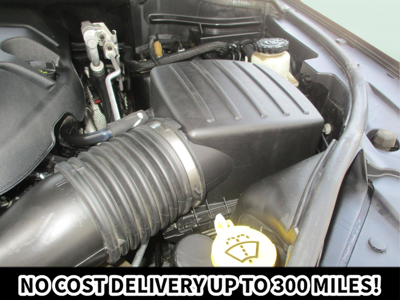 Used 2015 Jeep Grand Cherokee Overland w/ Advanced Technology Group AWD/4WD image 30