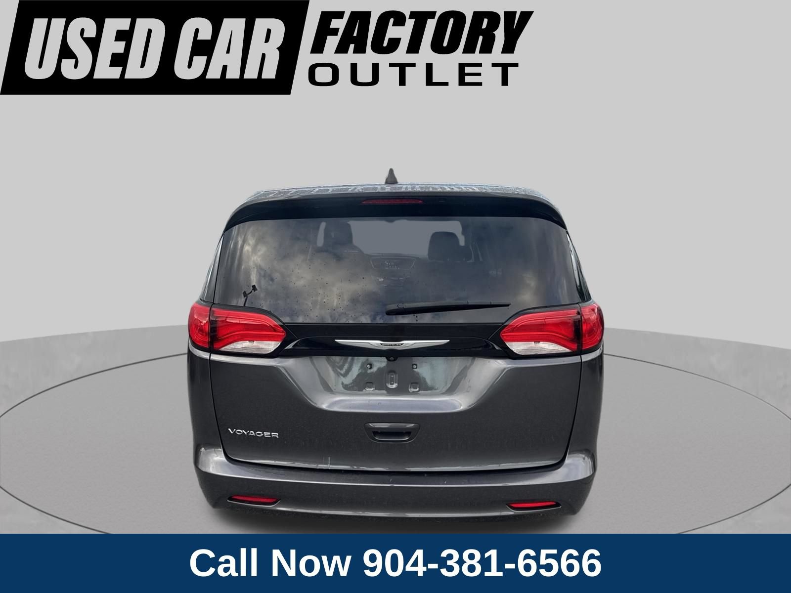 Used 2022 Chrysler Voyager LX FWD image 7