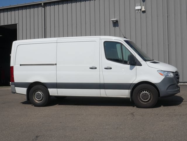 Used 2021 Mercedes-Benz Sprinter 2500 image 3