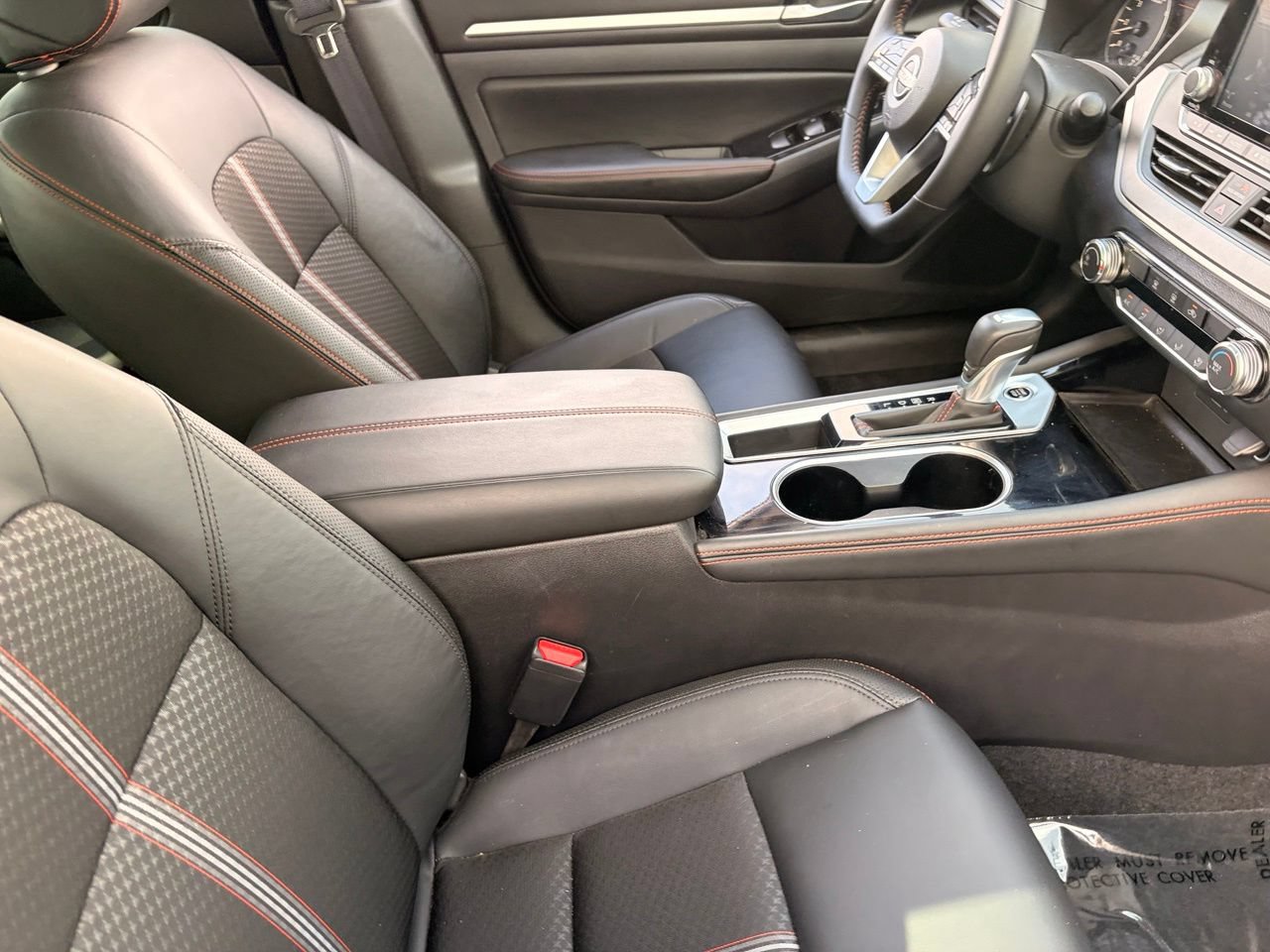 Certified 2025 Nissan Altima 2.5 SR FWD image 12
