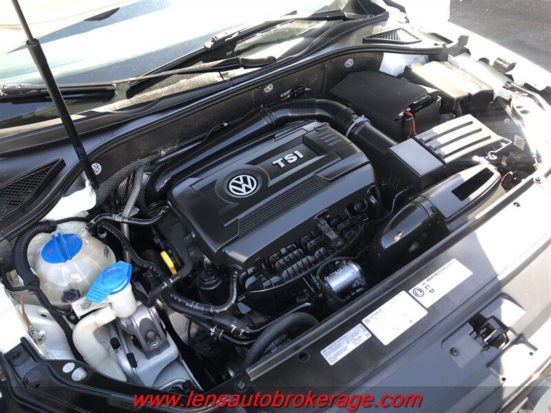 Used 2017 Volkswagen Passat 1.8T S FWD image 21
