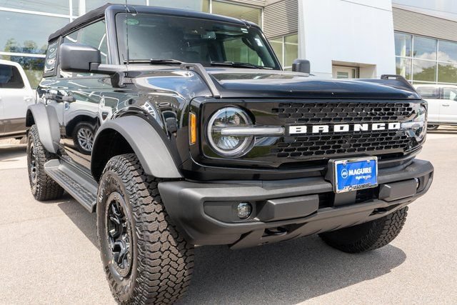 New 2026 Ford Bronco Outer Banks w/ Sasquatch Package AWD/4WD image 4