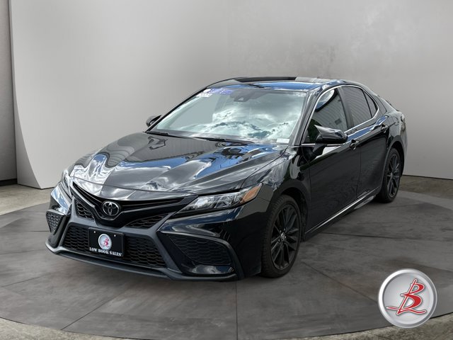 Used 2023 Toyota Camry SE w/ Protection Package (Q2) (TMS) FWD image 3