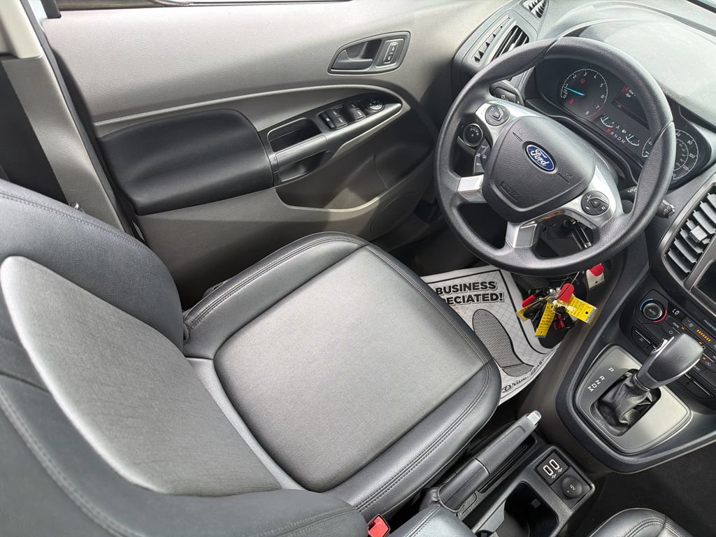 Used 2022 Ford Transit Connect XL FWD image 18