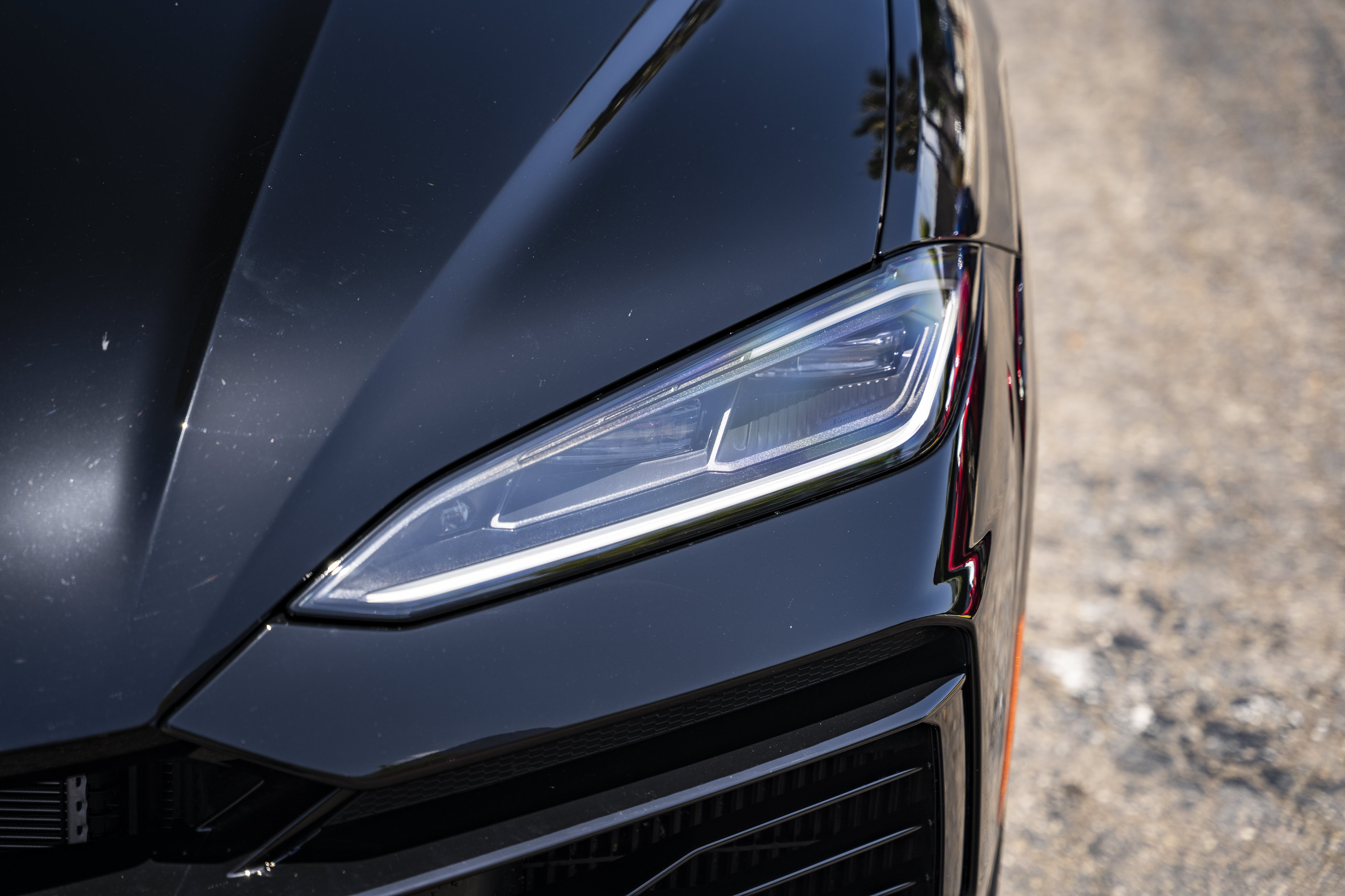 Used 2025 Lamborghini Urus SE AWD/4WD image 16