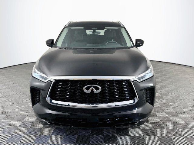Used 2024 INFINITI QX60 Luxe FWD image 2
