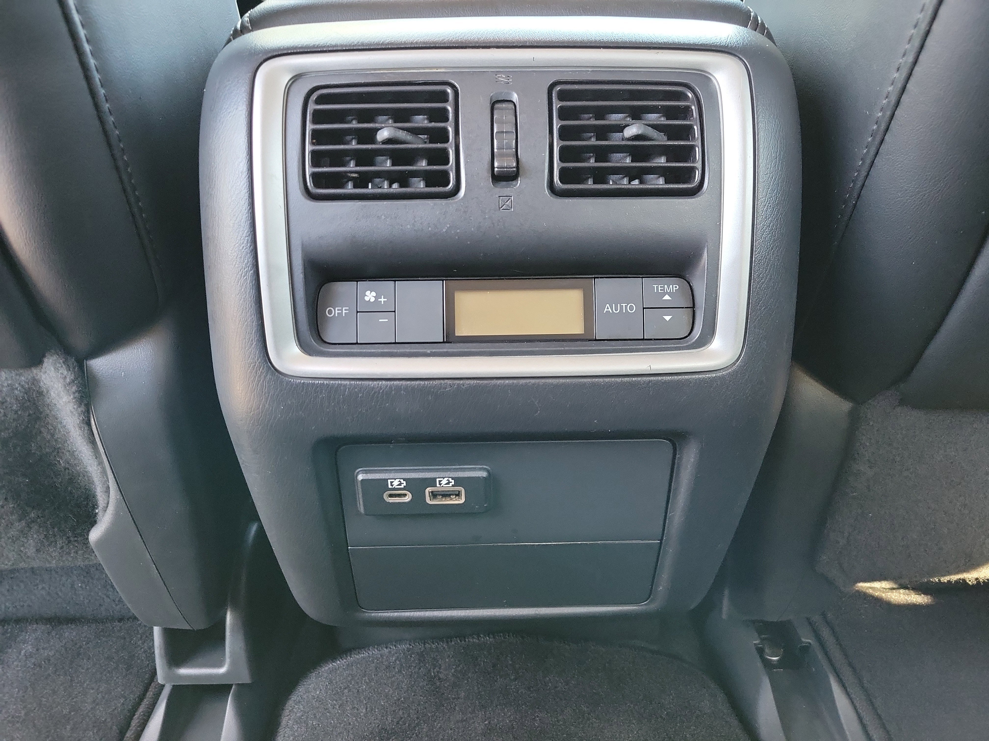 Used 2020 INFINITI QX60 Signature Edition image 10