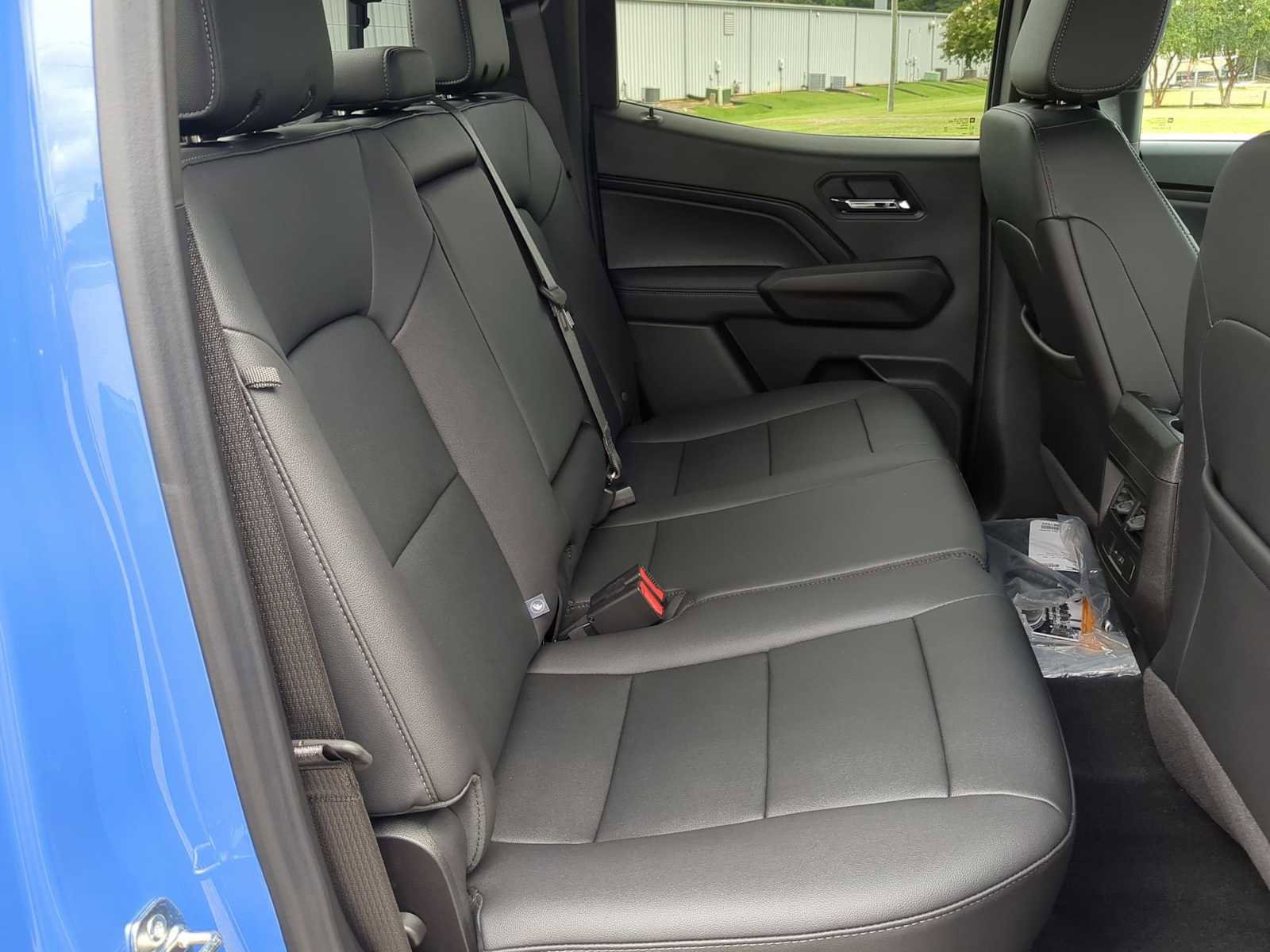 New 2026 GMC Canyon Elevation w/ Convenience Package image 27