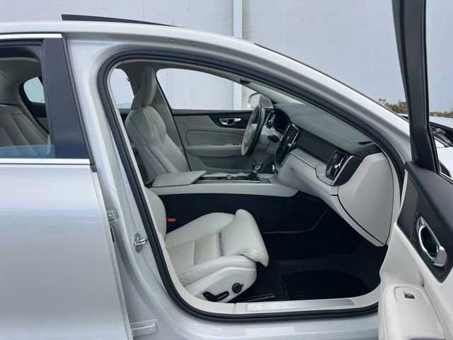 Used 2020 Volvo S60 T5 Inscription w/ Protection Package Premier image 40