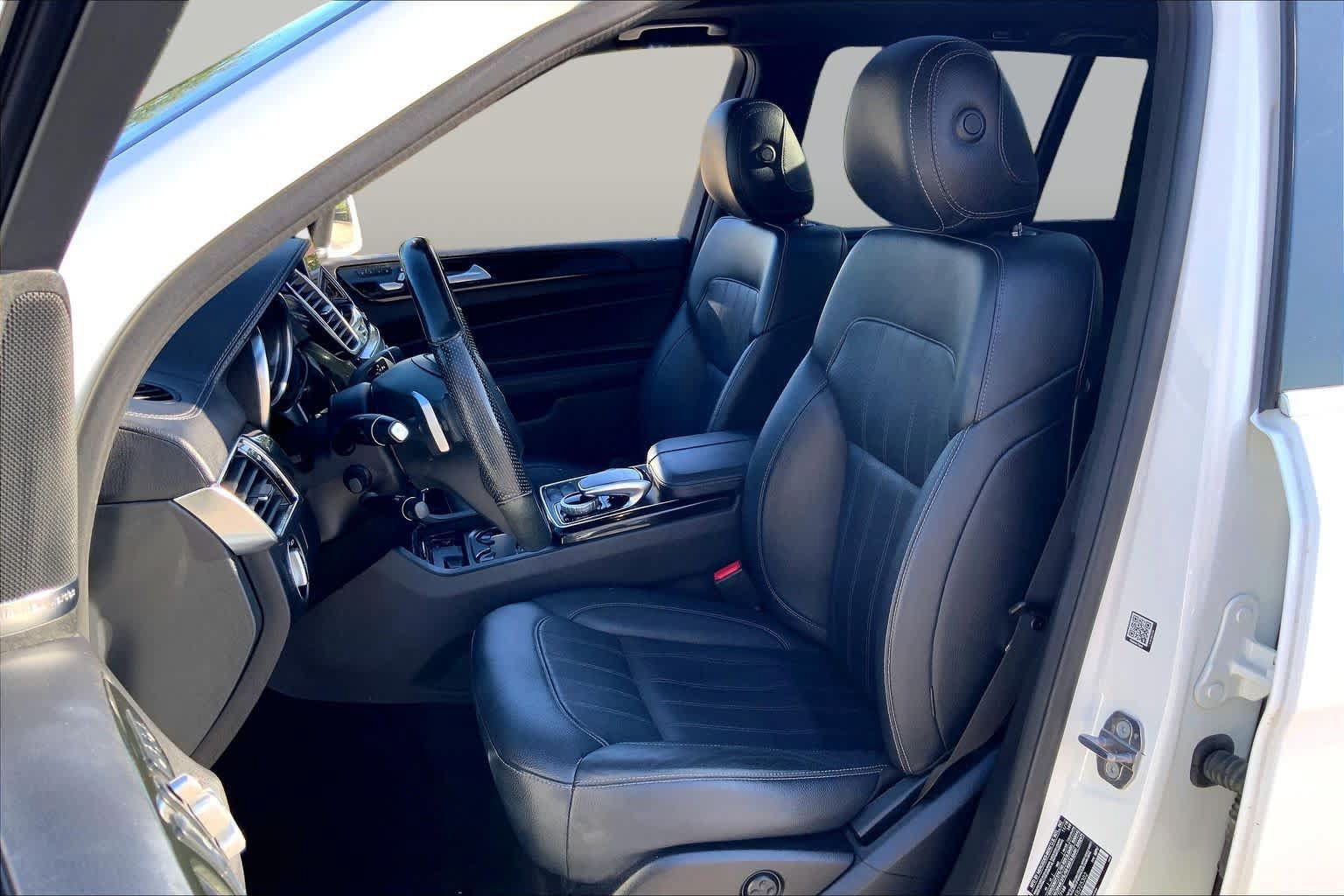 Used 2019 Mercedes-Benz GLS 450 4MATIC image 8