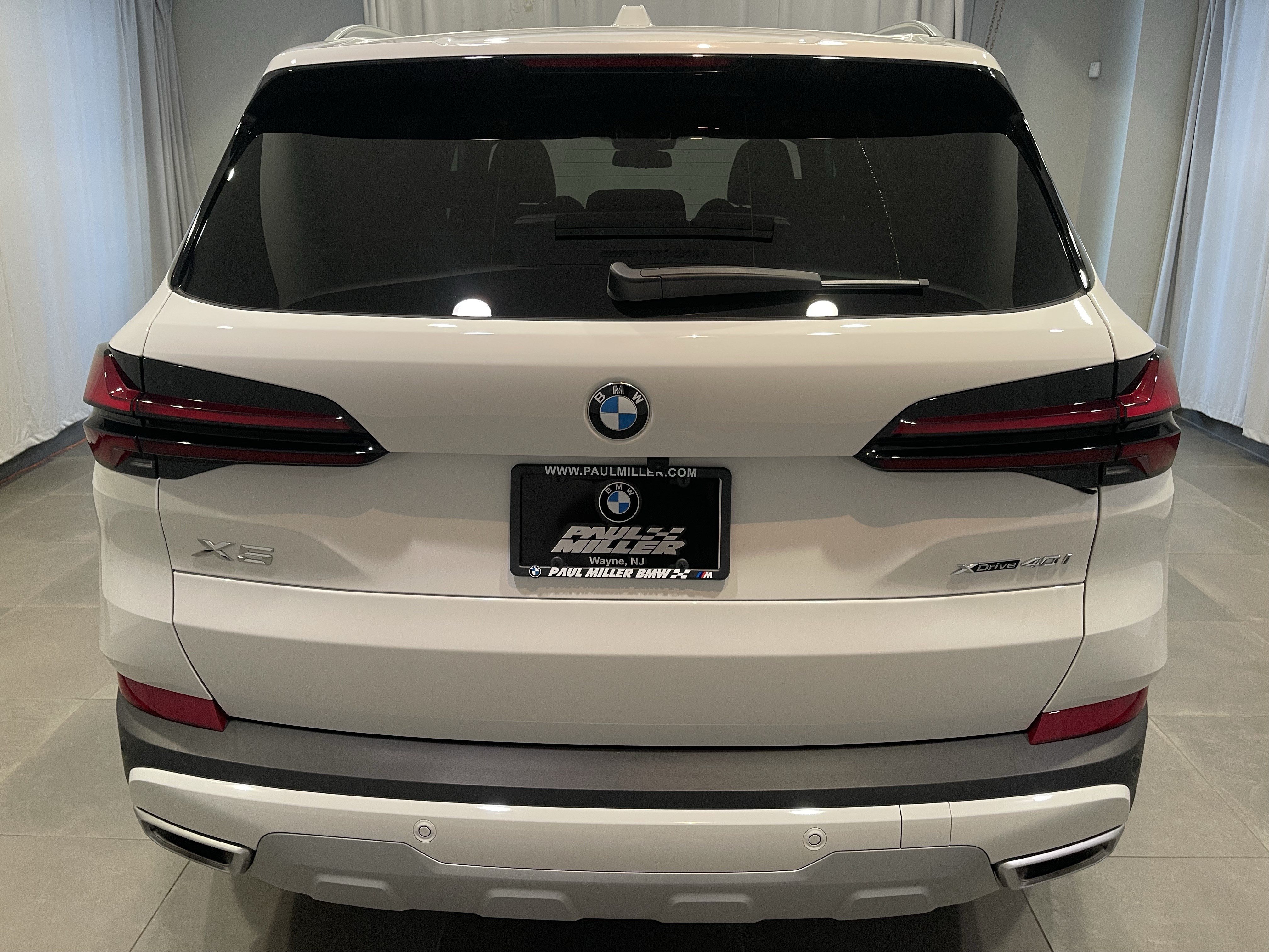 Used 2026 BMW X5 xDrive40i w/ Premium Package AWD/4WD image 5