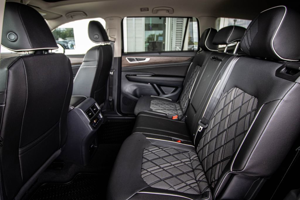 New 2026 Volkswagen Atlas SEL Premium R-Line AWD/4WD image 30