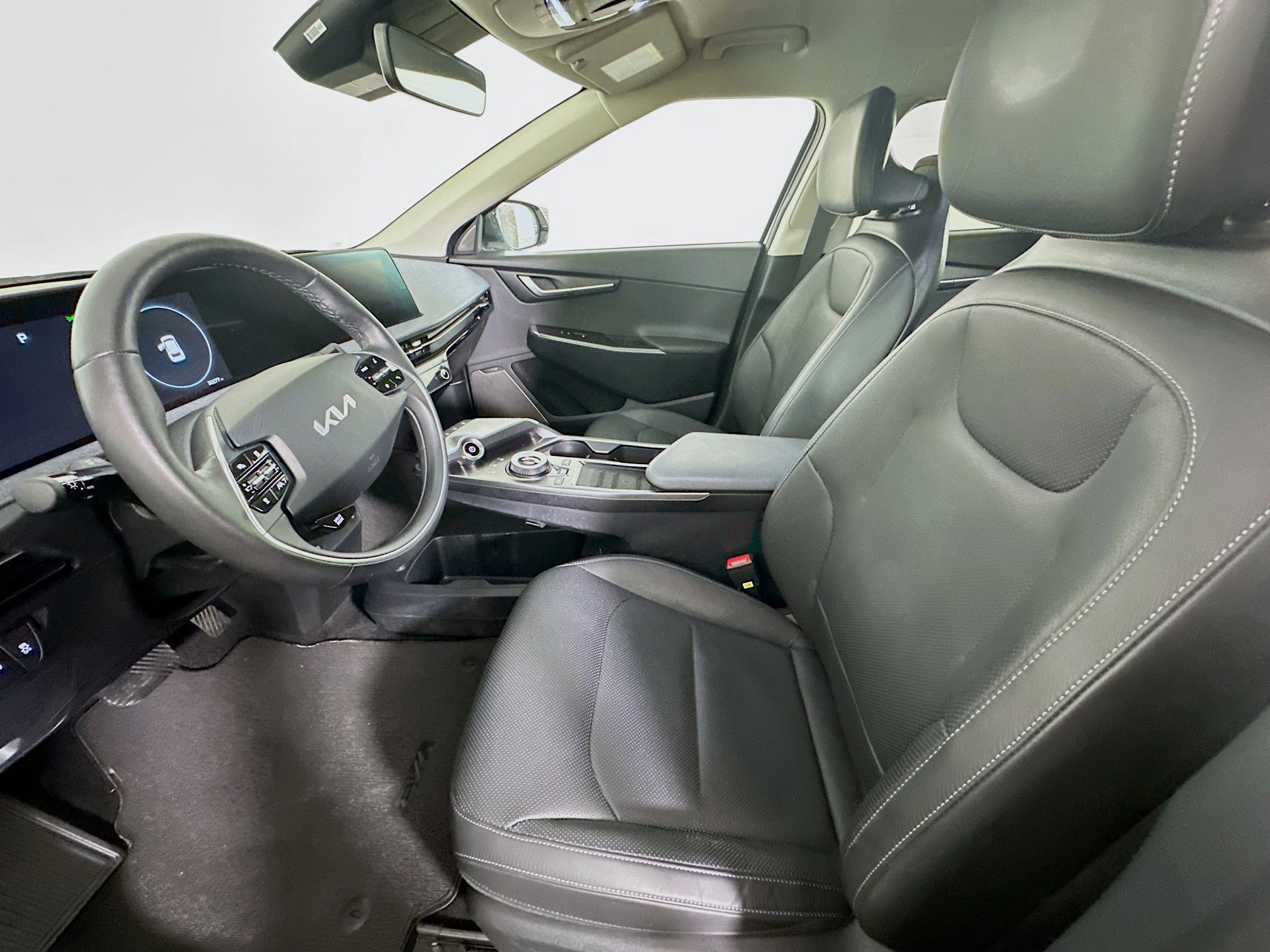 Used 2023 Kia EV6 Wind AWD/4WD image 13